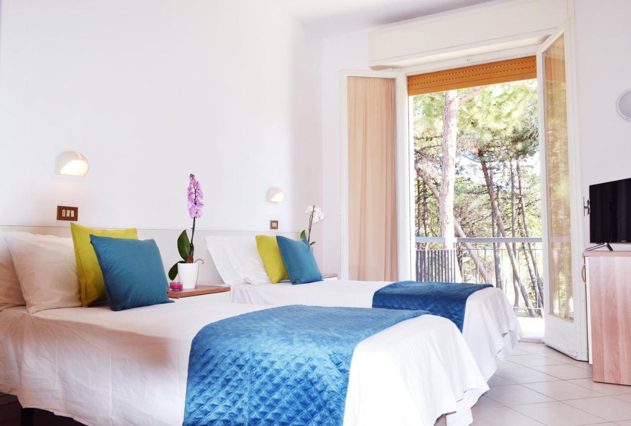 Superior Quadruple Room,1117446030:JPEG